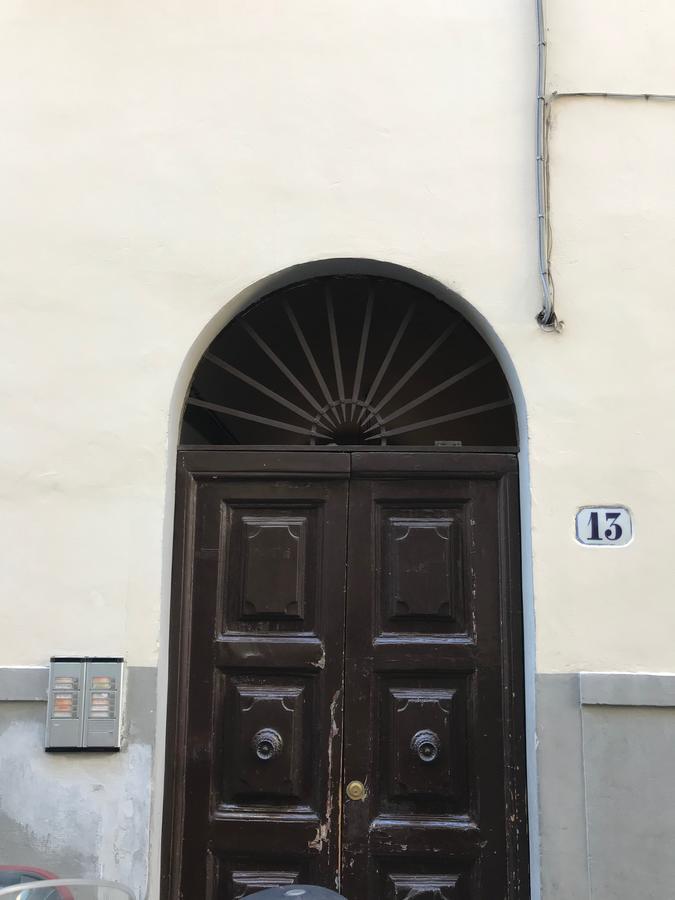 Апартаменти Poet'S Santo Spirito Apt. Флоренція Екстер'єр фото